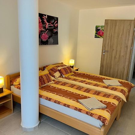 Waterfront Apartmanok Zamárdi エクステリア 写真
